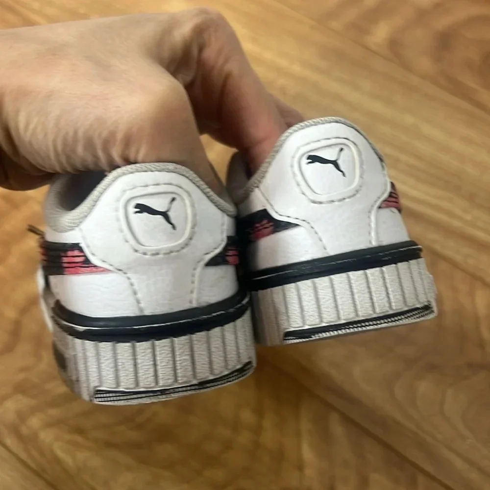 Puma sneakers 10.0 youth